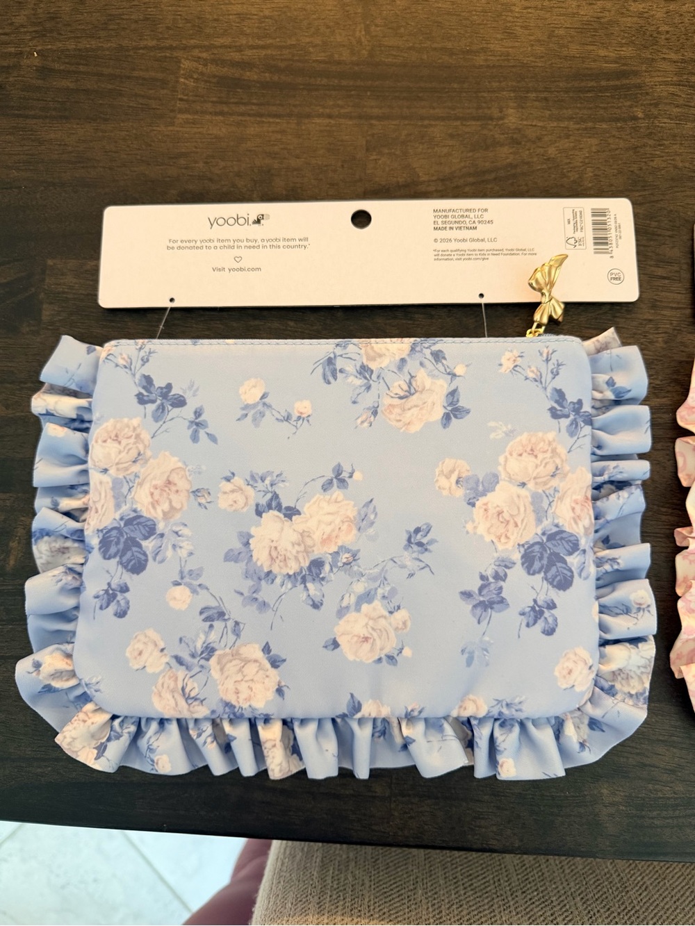 Yoobi Blue Floral Ruffle Zip Cosmetic Pouch